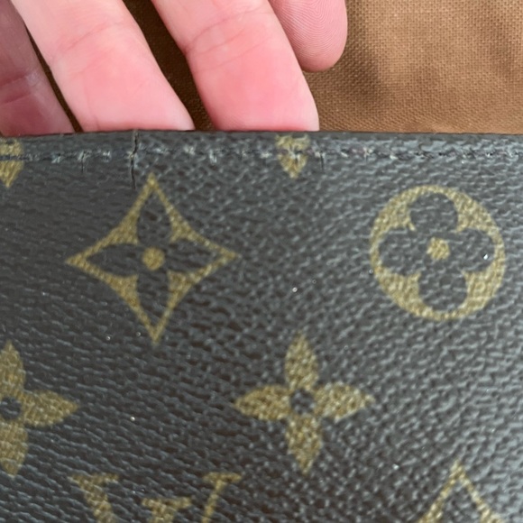 Authentic Louis Vuitton Monogram Canvas Looping PM Handbag - Picture 12 of 12